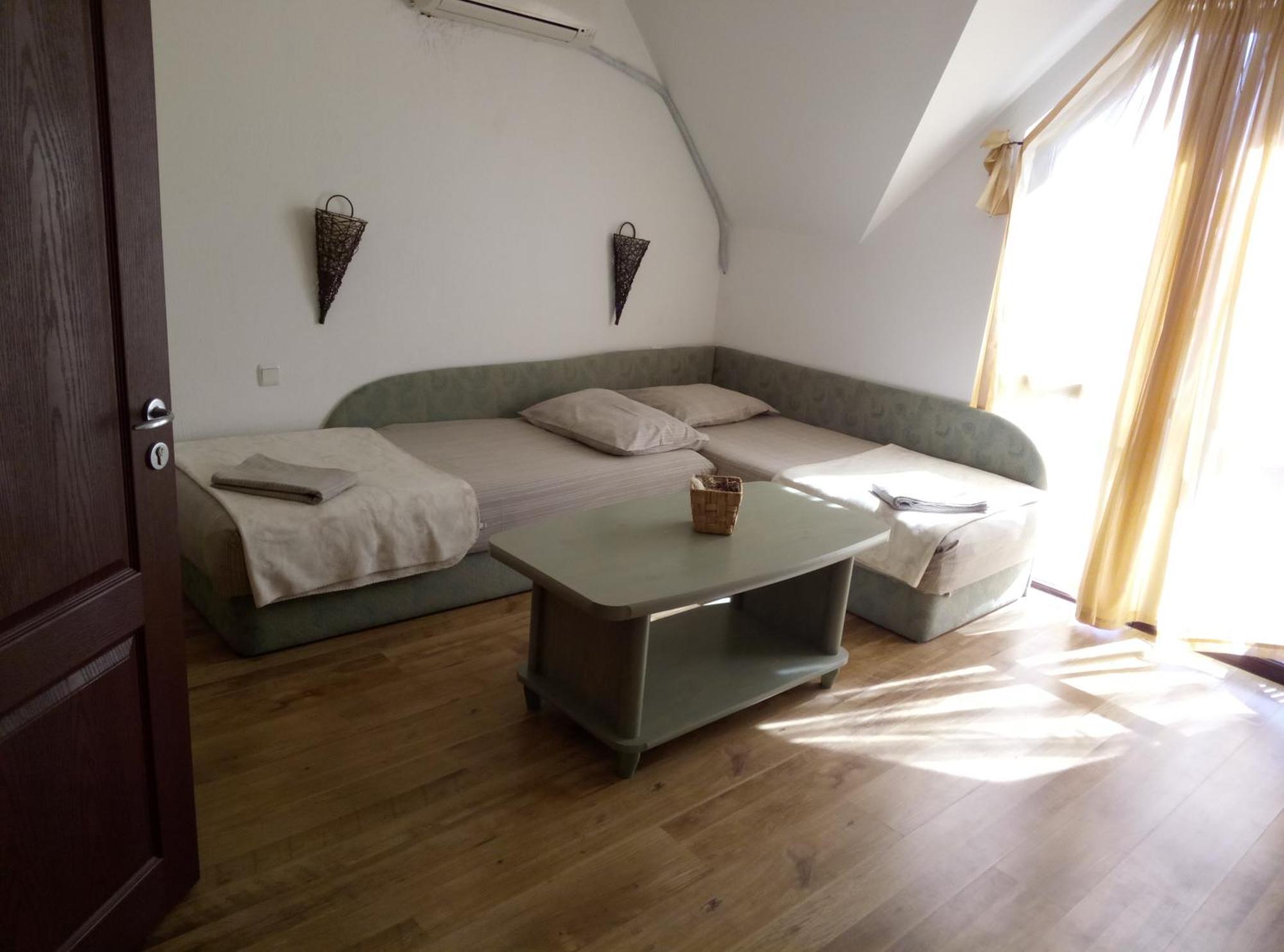Family Hotel Bellehouse Chernomorets Habitación foto