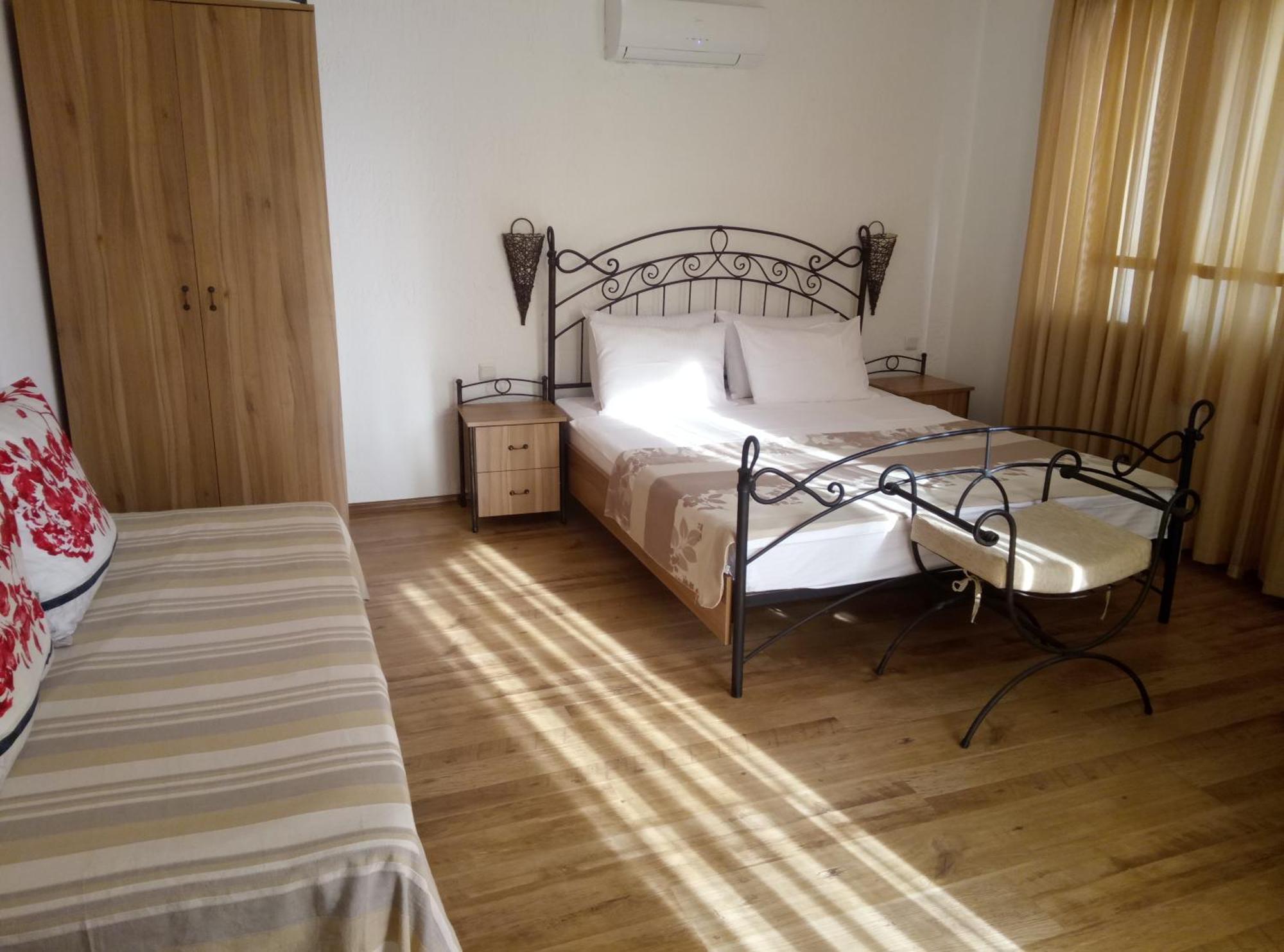 Family Hotel Bellehouse Chernomorets Habitación foto